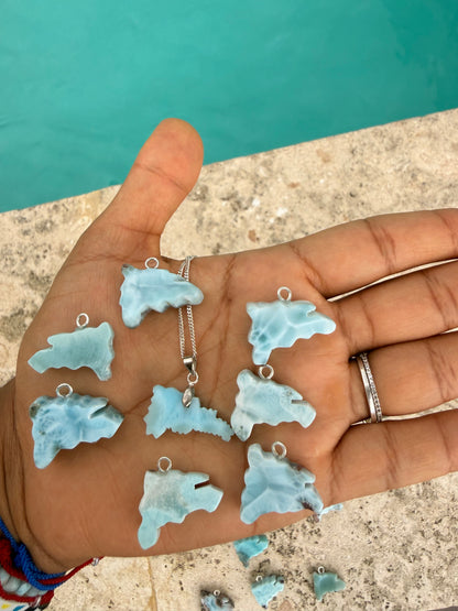Larimar Map with PVD stainless steel chain silver