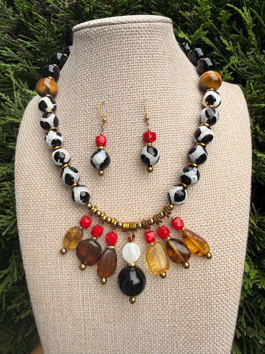 Agate & Dominican Amber