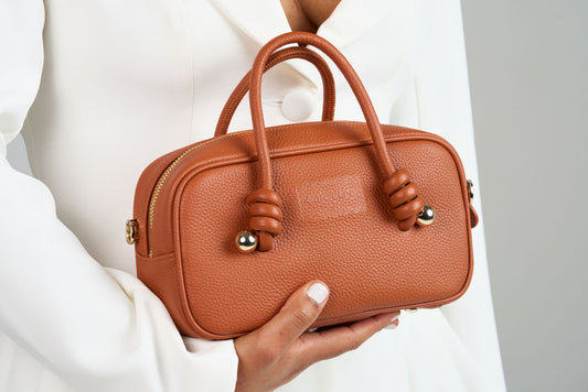 Bonita in brown